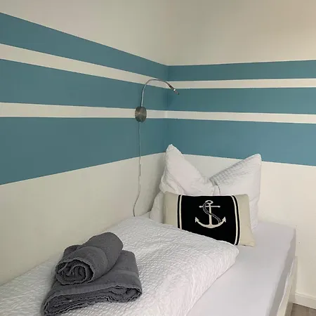 Wohnung-amrum-haus-duenengras * Büsum